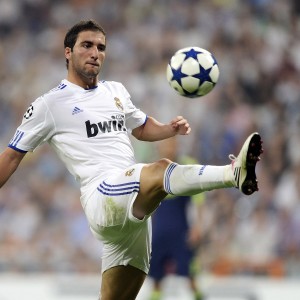 开云-双城记，当库里投出传奇三季，北伦敦枪声为谁而鸣？双城记，库里的传奇三季与北伦敦的枪声回响